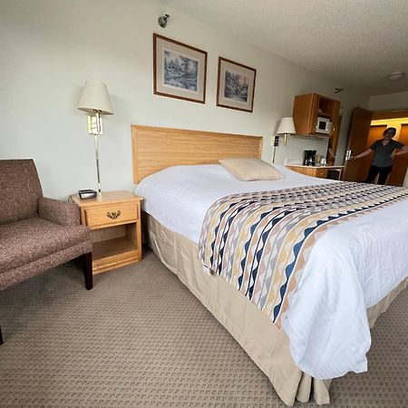 Woodland Country Lodge วูดแลนด์พาร์ค ภายนอก รูปภาพ